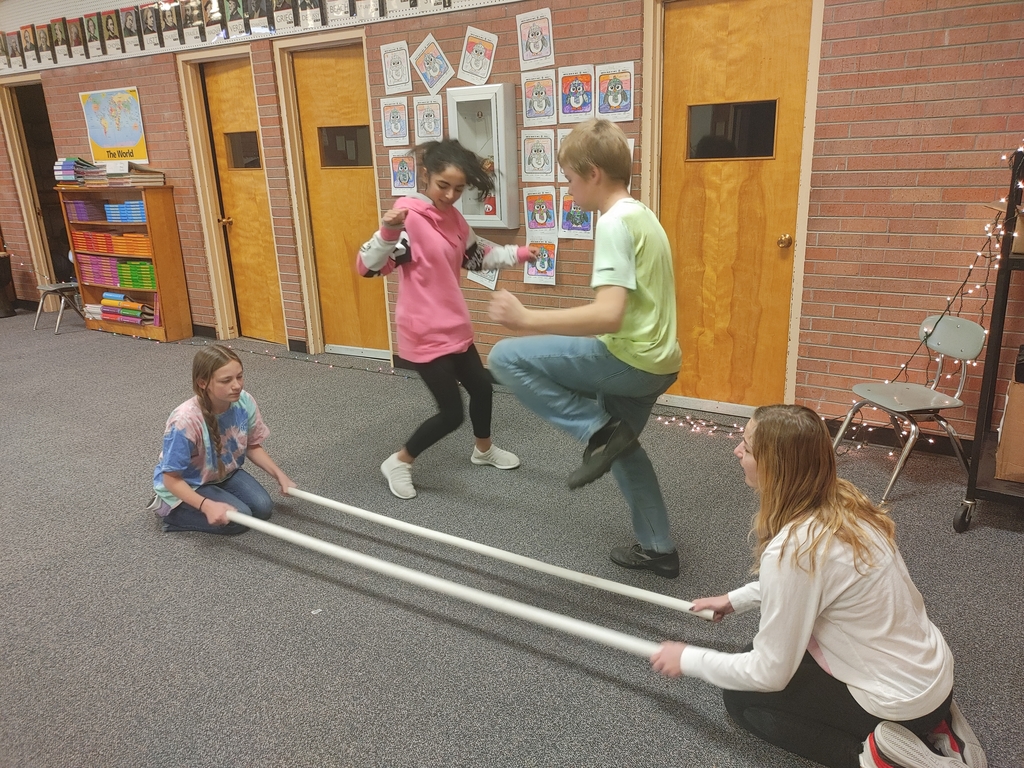Students Tinikling
