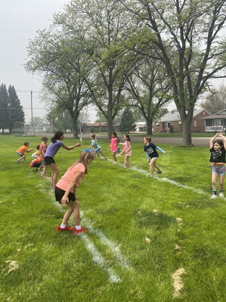 balloon toss